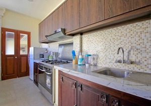 5Min WALK TO Beach-PRIVATE POOL UMA LIMA 3BR VILLA