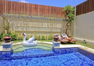5Min WALK TO Beach-PRIVATE POOL UMA LIMA 3BR VILLA
