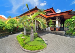 Adi Dharma Hotel Kuta