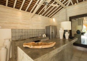 Beautiful 5 Star Holiday Villa in a Prime Location in Kerobokan