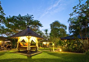 Cozy Villa, 3 minutes walk to the Beach and shopping center
