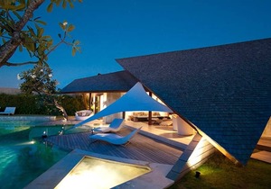 Dreamy Seminyak Hideaway by the Sea – Villa 1086