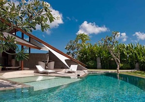 Dreamy Seminyak Hideaway by the Sea – Villa 1086