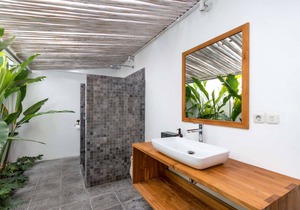 Luxury 4 Bedroom Villa with Private Pool, Bali Villa 2067