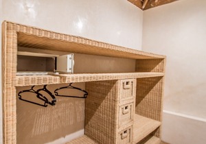 Marika Sawah 6 Bedroom Villa, Rice Field View, Feature Pool+Breakfast, Canggu