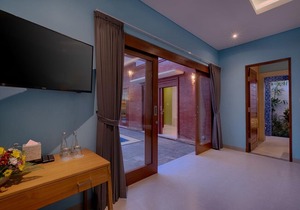 Modern Ethnic 2 Bedroom Villa in Canggu, Only Few Minutes Drive to Echo Beach!