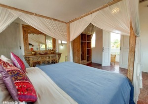 Nice Fresh Villa near the beach KuDeTa Seminyak