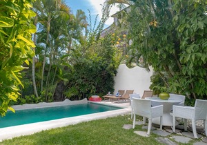 Oberoi Luxury Villa 2 - KuDeTa