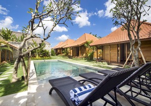 ORORA B4-NEW SPOT in the heart of CANGGU; 2 bedroom 400 m from the beach.
