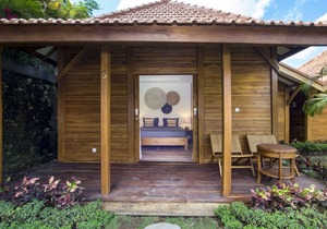 ORORA B5-NEW SPOT in the heart of CANGGU; 2 bedroom 400 m from the beach.