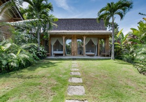 Picture Relaxing Beside Your Private Pool in Kerobokan While the Staff Serve You Ice Cold Drinks