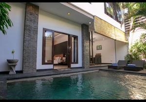 Racca Villa 2 Bedroom in border line Seminyak , Legian