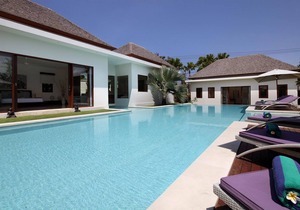 Stunning Rice Field View 5 Bedroom Villa Canggu!
