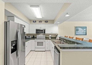 Stylish comfort in this lovely Laguna Keyes condo | Laguna Keyes - 703 in North Myrtle Beach