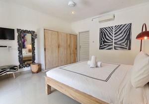 Villa Bamboo - Great Location Pool Villa in Seminyak