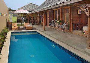 Villa Joglo Batu Belig