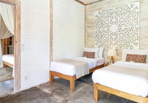 Villa Little Mannao by Villa Finder