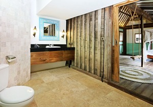 Villa Seniman Canggu Room 4 Wooden Gladak