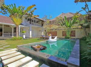 Uma Lima Villa | Batubelig