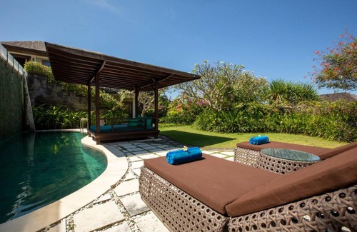 Sawangan Villa | 100 m² Villa ∙ 6 bedrooms ∙ 12 guests