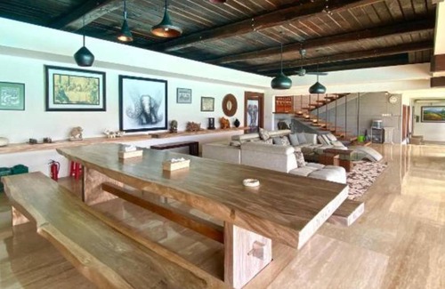 Taman Griya Villa | 1000 m² Villa ∙ 4 bedrooms ∙ 8 guests