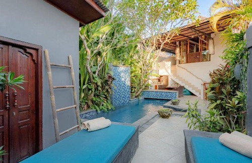 Sunset Road Resort | 1250 m² Resort ∙ 7 bedrooms ∙ 18 guests