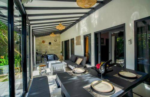 Sawangan Villa | 150 m² Villa ∙ 2 bedrooms ∙ 6 guests
