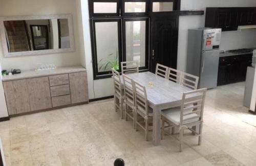Kartika Plaza Villa | 180 m² Villa ∙ 4 bedrooms ∙ 8 guests