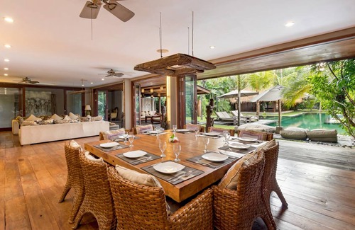 Central Seminyak Villa | 1900 m² Villa ∙ 7 bedrooms ∙ 15 guests