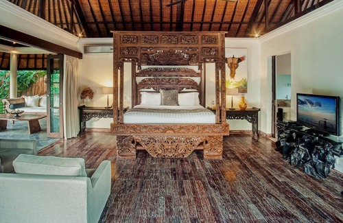 Berawa Villa | 2000 m² Villa ∙ 4 bedrooms ∙ 8 guests