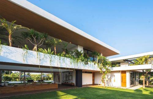 Babakan Villa | 2100 m² Villa ∙ 6 bedrooms ∙ 12 guests