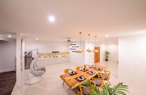 Seminyak Villa | 3 BDR VIlla 5, Central Seminyak/Oberoi