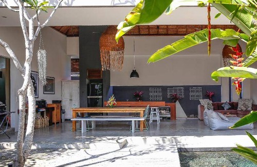Petitenget Villa | 30 m² Villa ∙ 3 bedrooms ∙ 6 guests