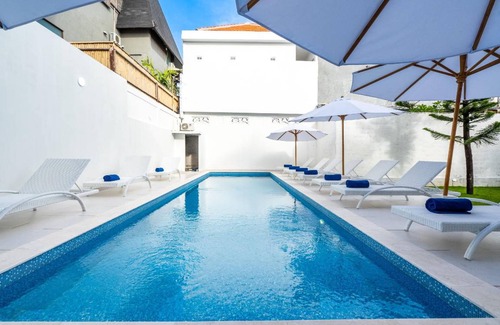 Dewi Sri House | 300 m² House ∙ 6 bedrooms ∙ 14 guests