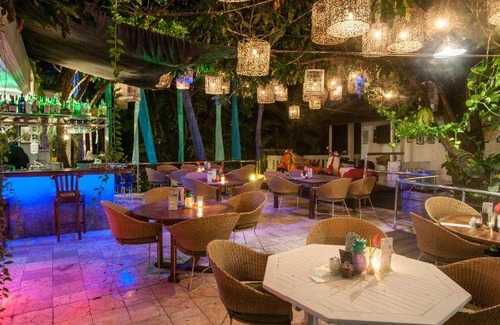 Petitenget Resort | 300 m² Resort ∙ 2 bedrooms ∙ 127 guests