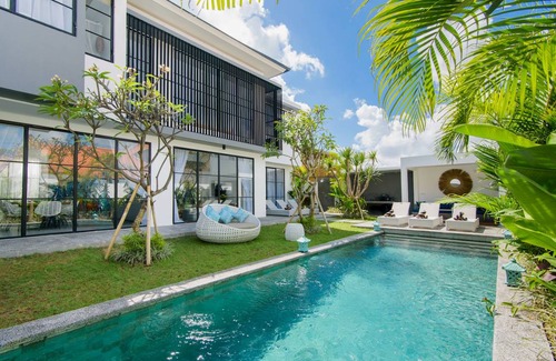 Berawa Villa | 300 m² Villa ∙ 4 bedrooms ∙ 10 guests