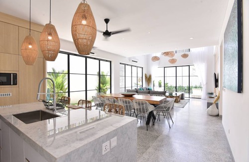 Berawa Villa | 300 m² Villa ∙ 4 bedrooms ∙ 10 guests