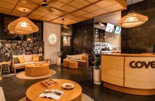 Petitenget Hotel | 31 m² Hotel ∙ 127 guests