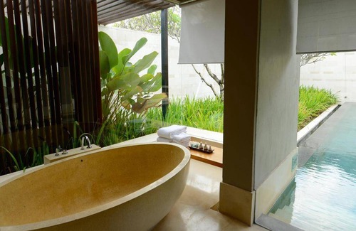 Sawangan Villa | 350 m² Villa ∙ 1 bedroom ∙ 2 guests