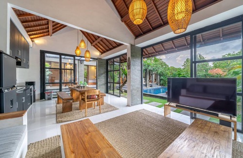 Batu Bolong Villa | 400 m² Villa ∙ 5 bedrooms ∙ 10 guests