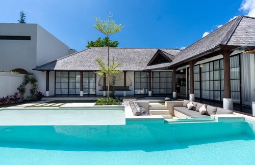 Tuban Villa | 450 m² Villa ∙ 3 bedrooms ∙ 6 guests