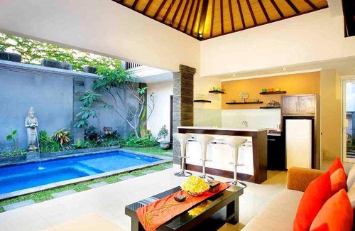 Dewi Sri Villa | 50 m² Villa ∙ 4 bedrooms ∙ 12 guests