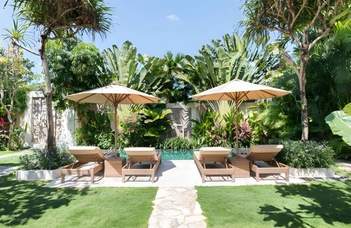 Sunset Road Villa | 500 m² Villa ∙ 2 bedrooms ∙ 4 guests