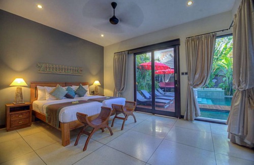 Central Seminyak Villa | 500 m² Villa ∙ 4 bedrooms ∙ 8 guests