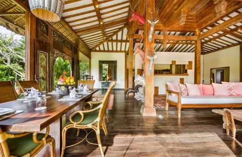 Berawa Villa | 700 m² Villa ∙ 5 bedrooms ∙ 10 guests