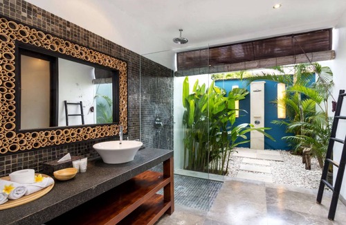 Petitenget Villa | 850 m² Villa ∙ 10 bedrooms ∙ 20 guests