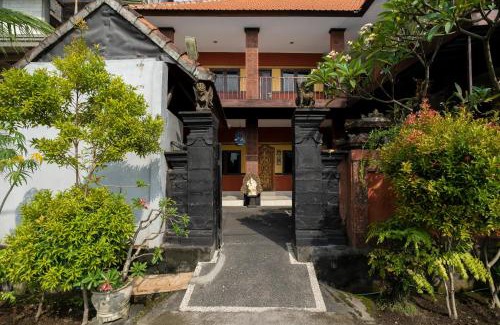 Munggu Hotel | Apartmen Kak Okoh