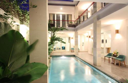 Kerobokan House | Apple Suite