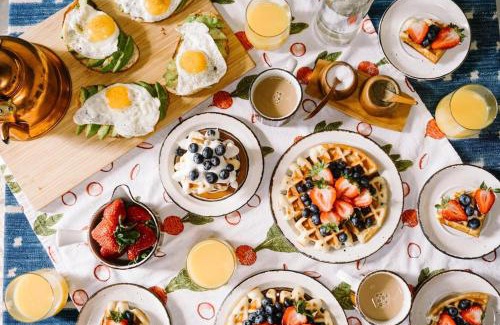 Berawa Villa | ATLAS XXL BEACH BOUTIQUE VILLA Fully Staffed Daily Breakfast Walking Distance to Berawa Beach