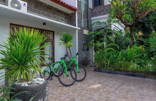 Kartika Plaza Villa | Atres Griya Villa with 5 Bedroom in Kuta Bali